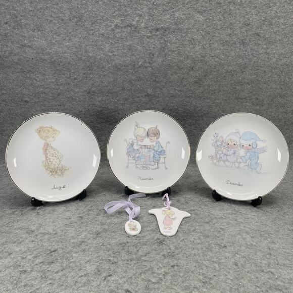 VTG PRECIOUS MOMENTS 6" Collector Plates August November December 1983 Japan - Picture 1 of 9
